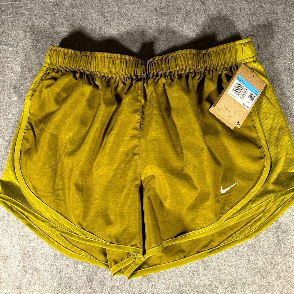 NWT, Women’s Nike Dri Fit Running shorts, size M, green